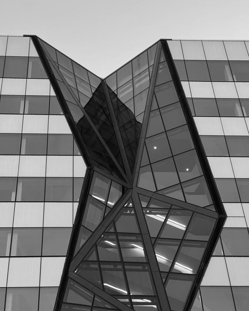 Building Healthcare Software - Engineering for a High-Stakes Industry